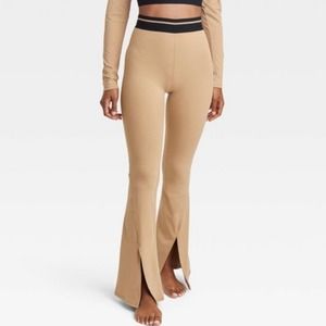 Joy Lab High Rise Split Flare Leggings Tan Black womens size medium